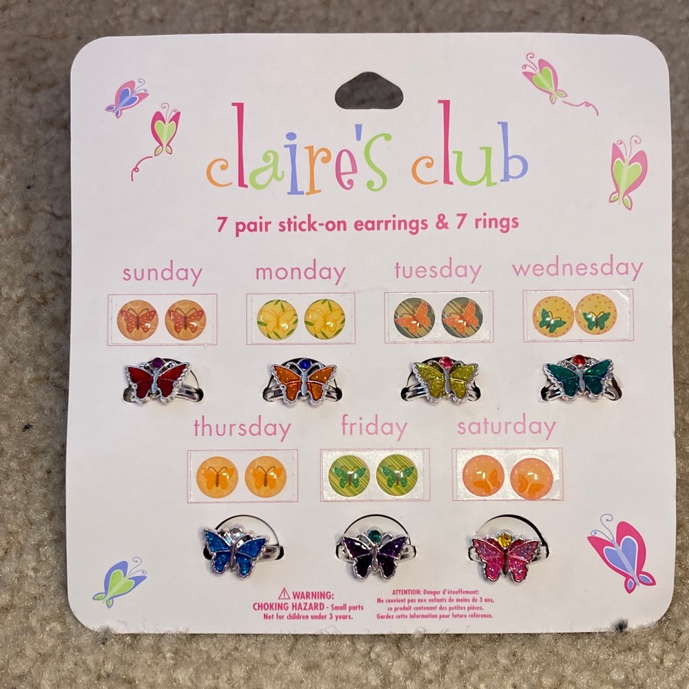 Claire’s Club 7 Pair Stick-On Earrings & 7 Rings